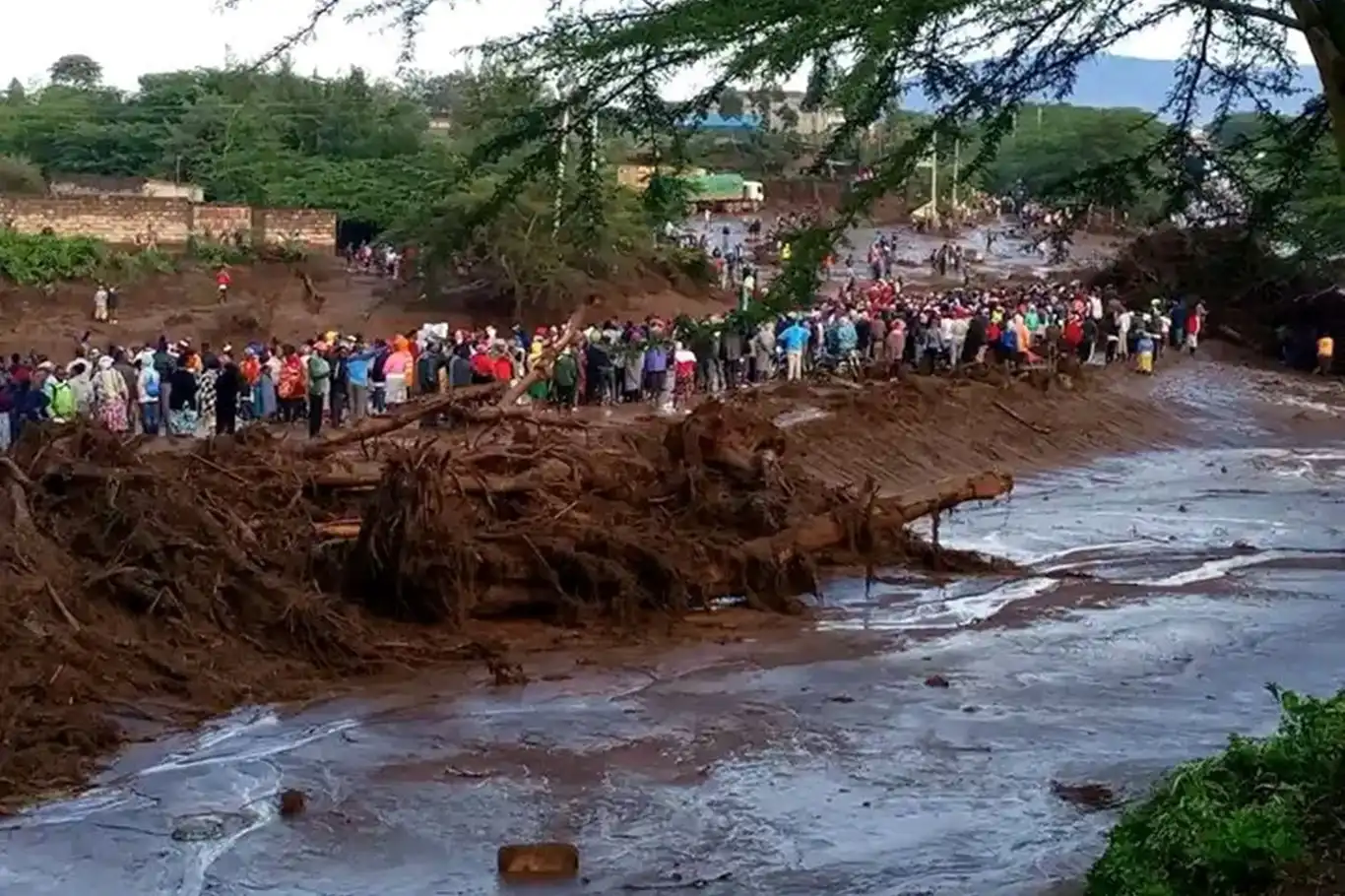 Kenya'da baraj faciası: 40 ölü!