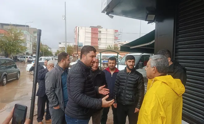 Başkan Şahin selin vurduğu mahallelerde incelemede bulundu