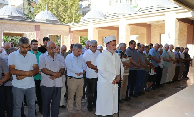 Batı Şeria'da Şehid Edilen Ayşenur İçin Gıyabi Cenaze Namazı Kılındı