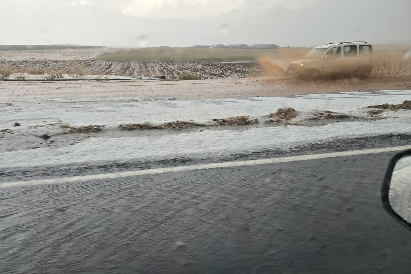 Urfa’da Dolu Yağışı Etkili Oldu