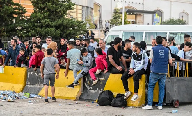  Siyonist saldırılar nedeniyle Lübnan'da yüz binlerce kişi yerinden edildi