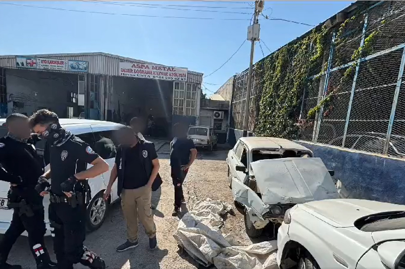 Şanlıurfa’da gümrük kaçağı araç operasyonu: 8 gözaltı