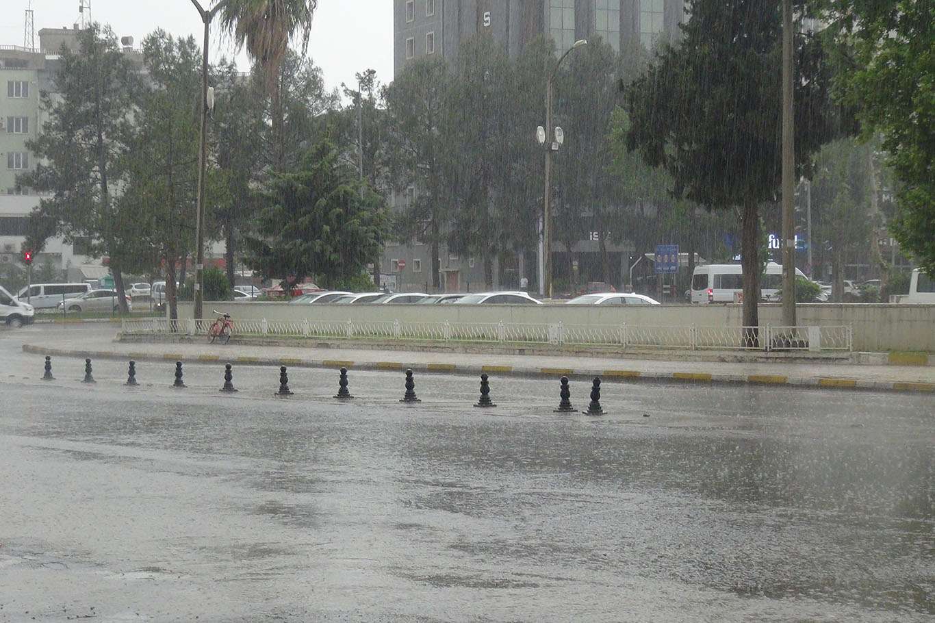 Marmara ve Batı Karadeniz'de "kuvvetli" yağışlara dikkat