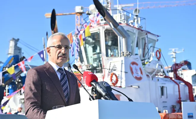 Bakan Uraloğlu: 37 bin 128 gemiye kılavuzluk hizmeti verildi