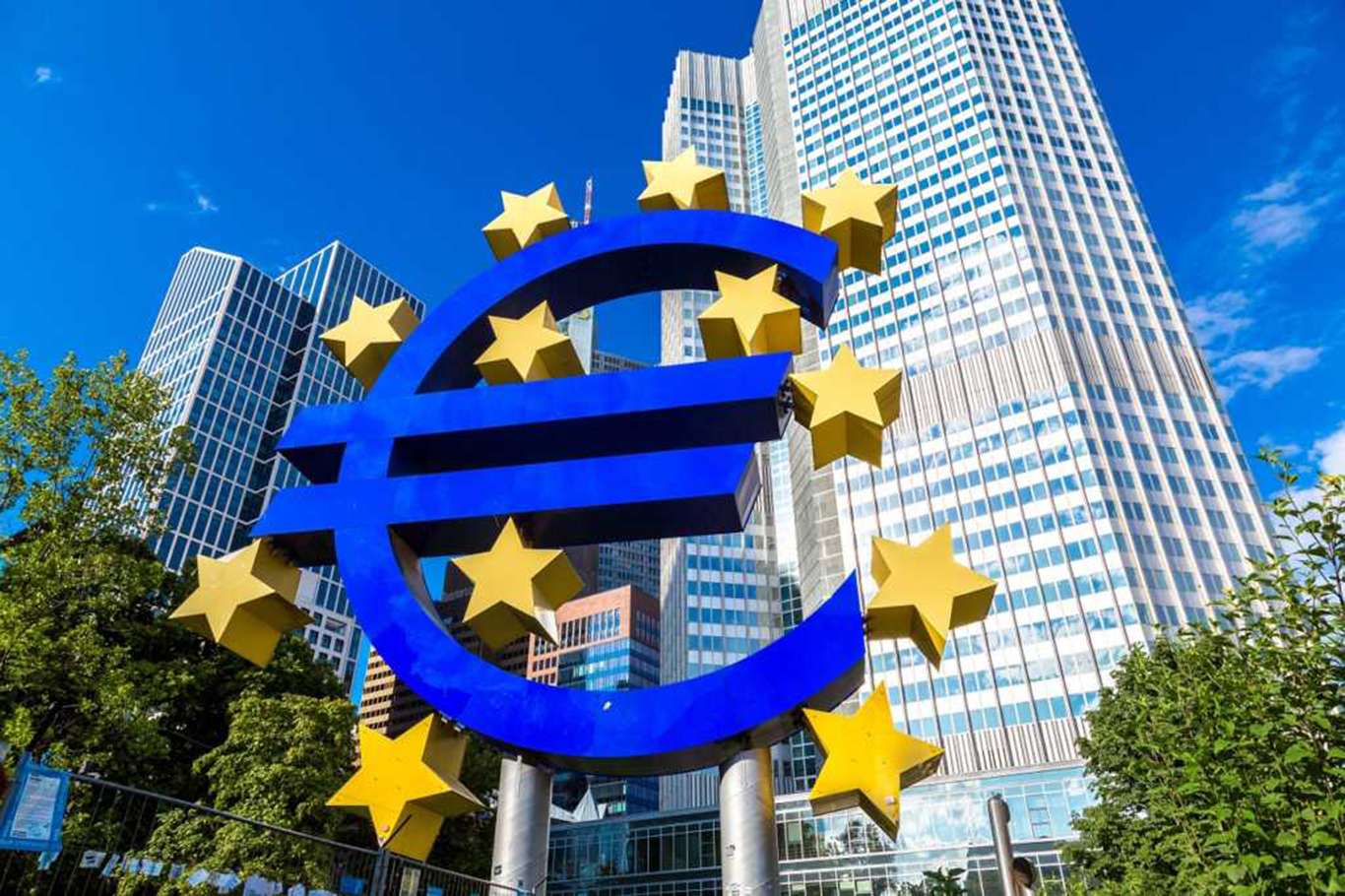 ECB'den faiz indirim kararı