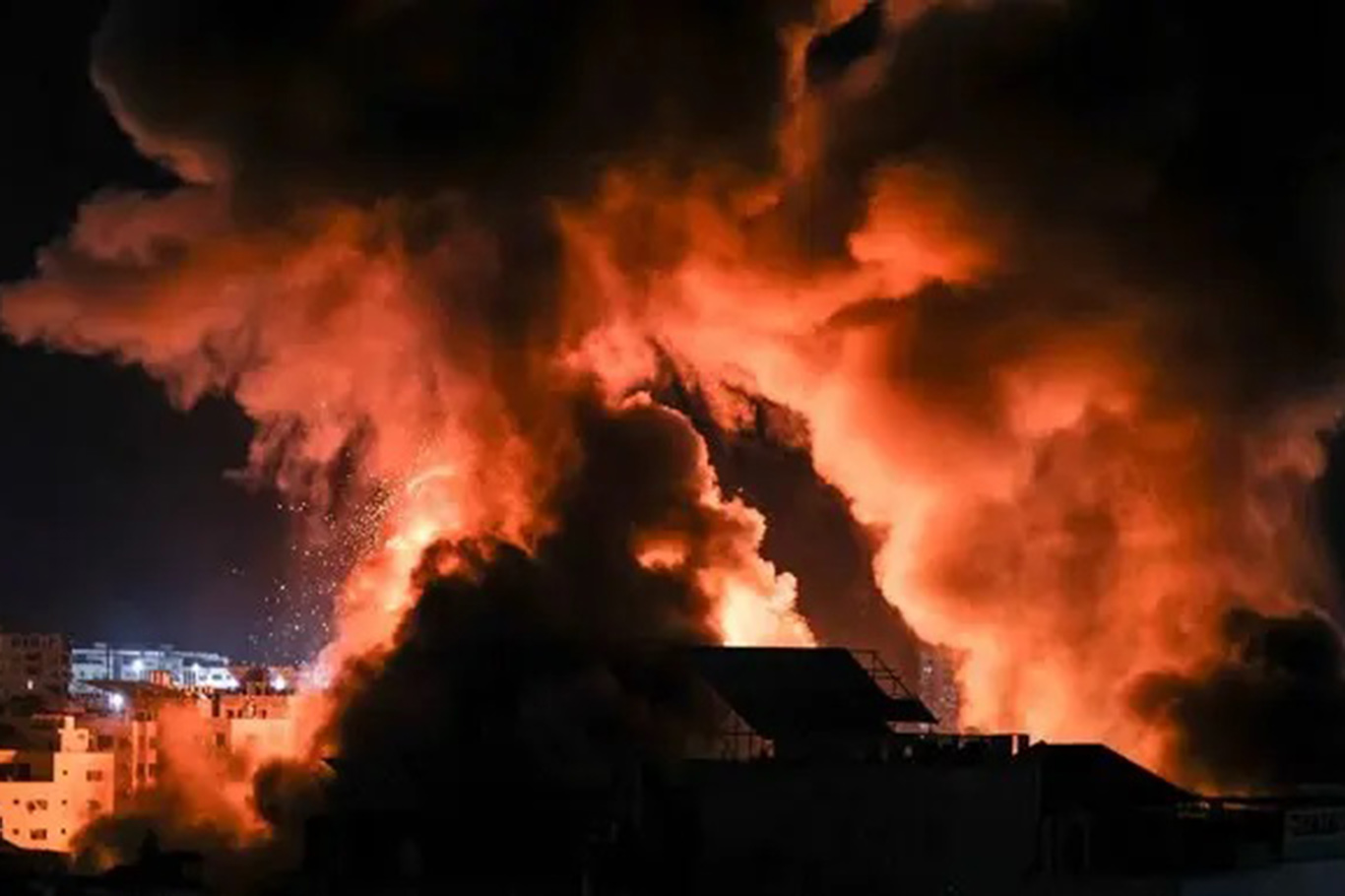 Gazze'nin kuzeyine yoğun saldırı 