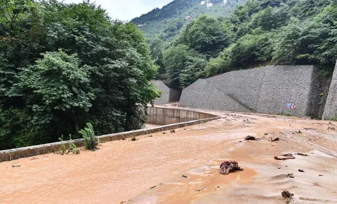 Rizeliler yağışa dikkat!