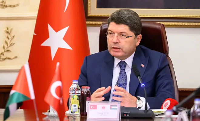 Bakan Tunç'tan "FETÖ" mesajı: Bu örgütle mücadele tüm unsur ve uzantılarıyla sürecektir