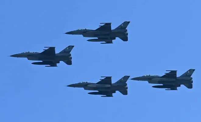 İşgalci ABD, Orta Doğu'ya çok sayıda F-16 gönderdi