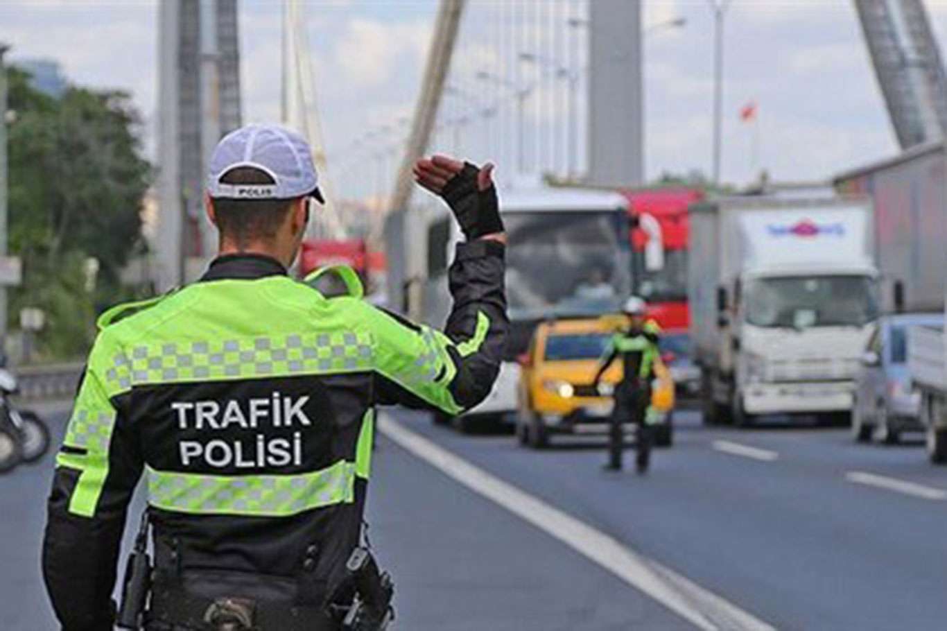 İstanbul'da bazı yollar yarın trafiğe kapatıldı