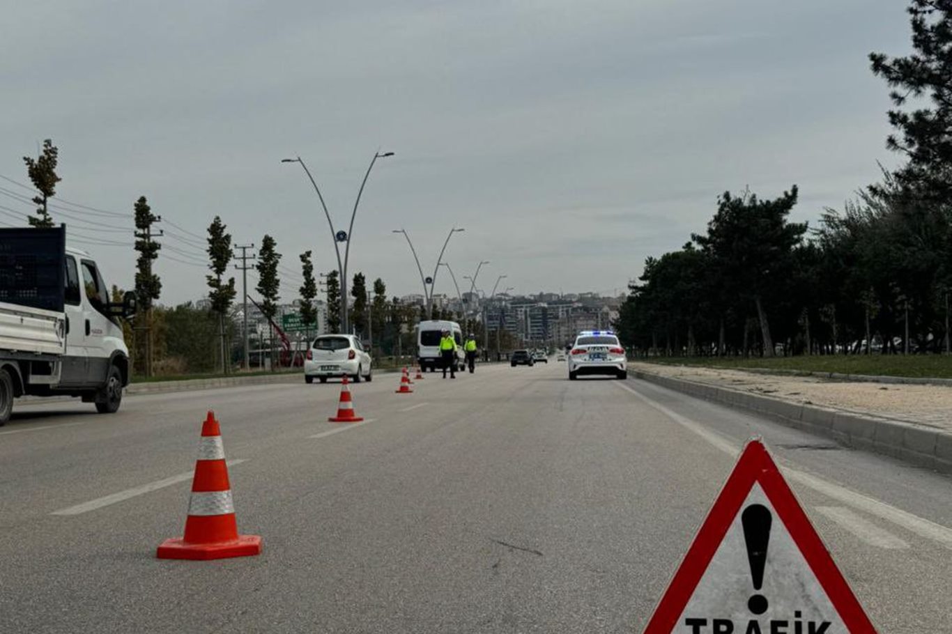 Bursa'da trafik denetimi: Binlerce araç sürücüsüne ceza