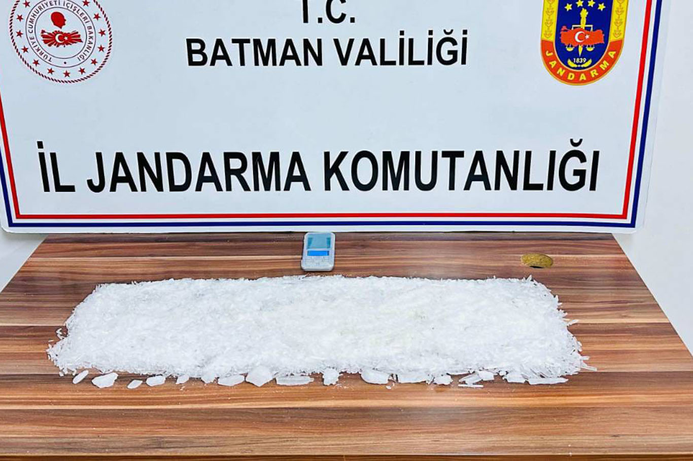 Batman'da 1 kilo 780 gram metamfetamin ele geçirildi