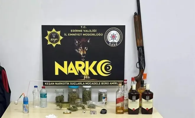 Edirne'de 1.9 kilogram esrar ele geçirildi 