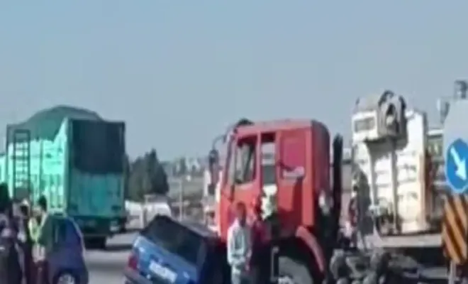 Adana'da tır ile otomobil çarpıştı: 1 ölü, 1 yaralı