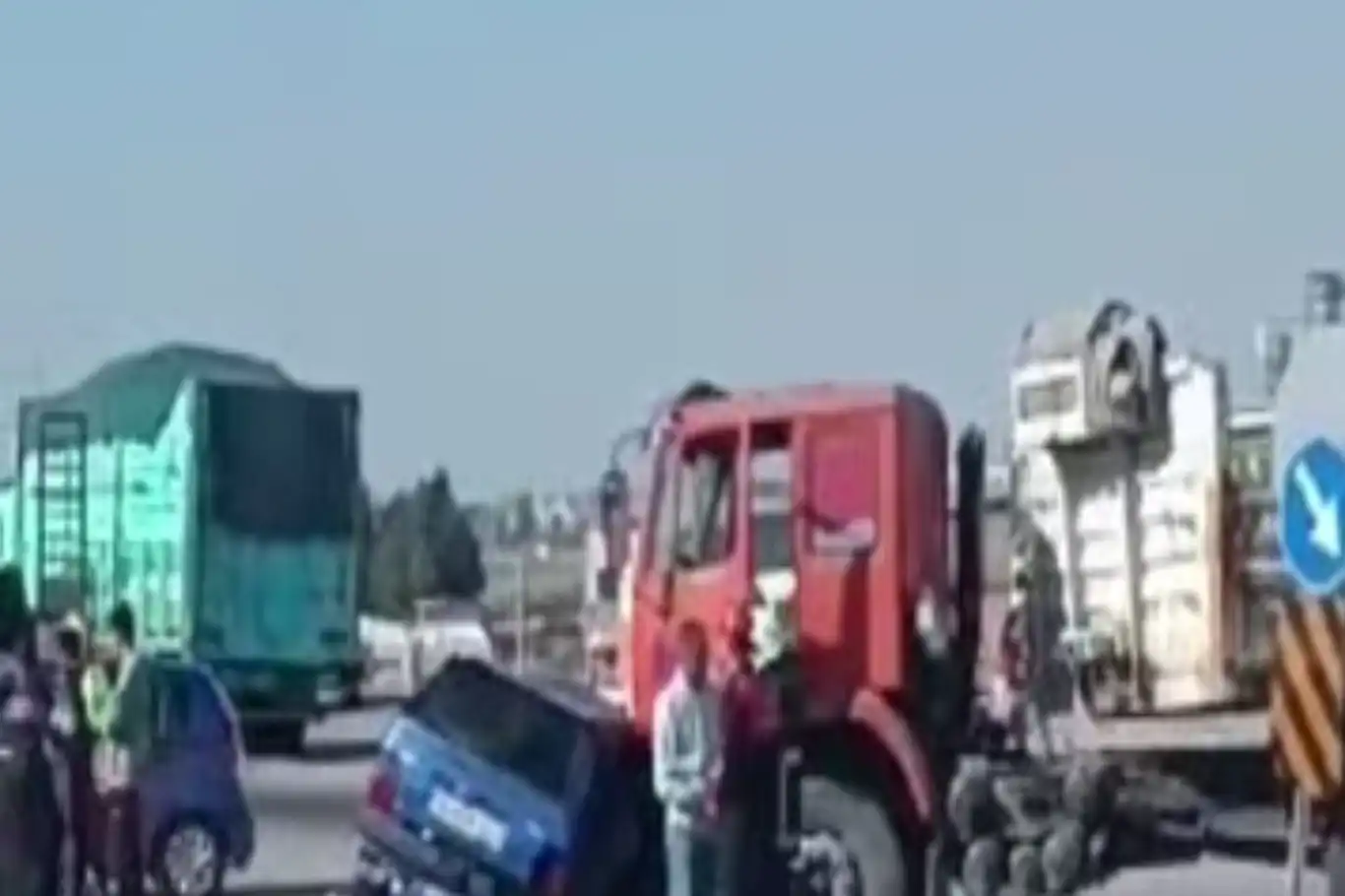 Adana'da tır ile otomobil çarpıştı: 1 ölü, 1 yaralı