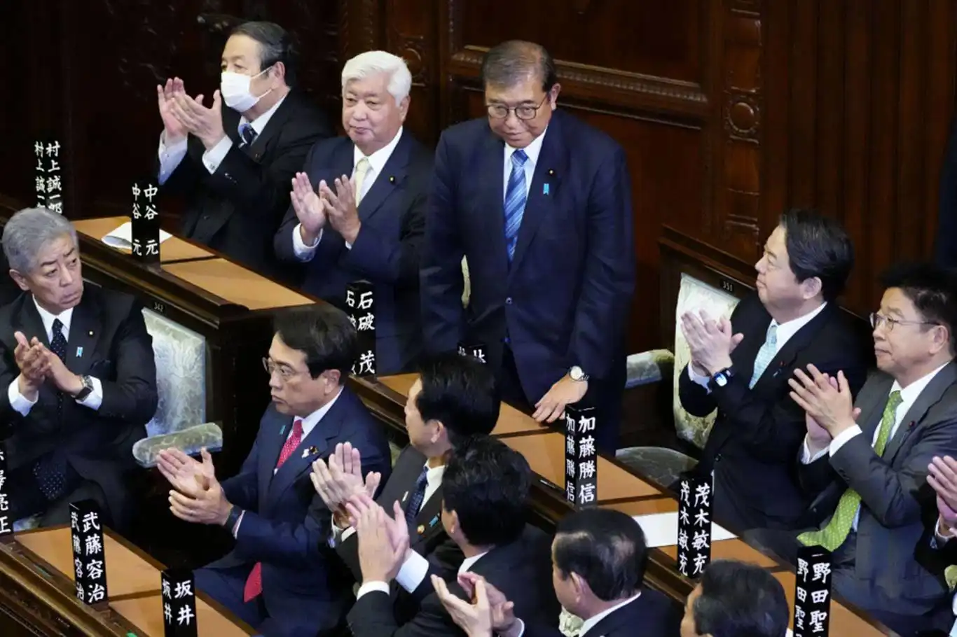 Ishiba resmen Japonya başbakanı olarak yeniden seçildi