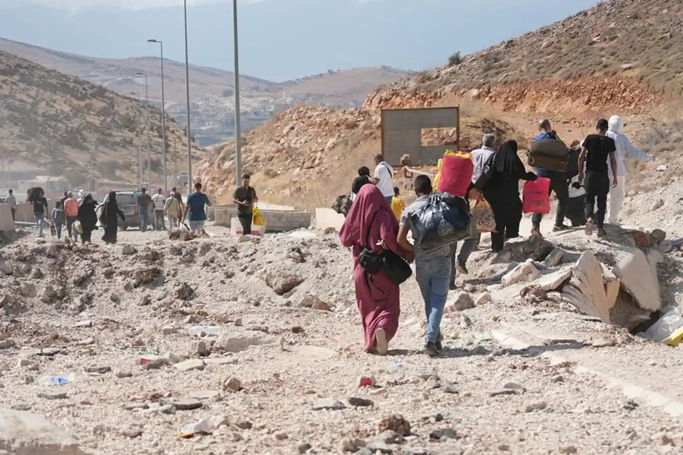 Lübnan'da 1,4 milyon kişi yerinden edildi