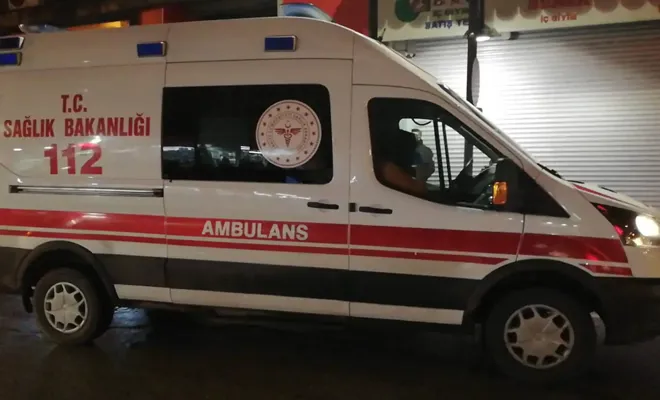 Konteyner kentte silahlı ve bıçaklı kavga: 1 yaralı