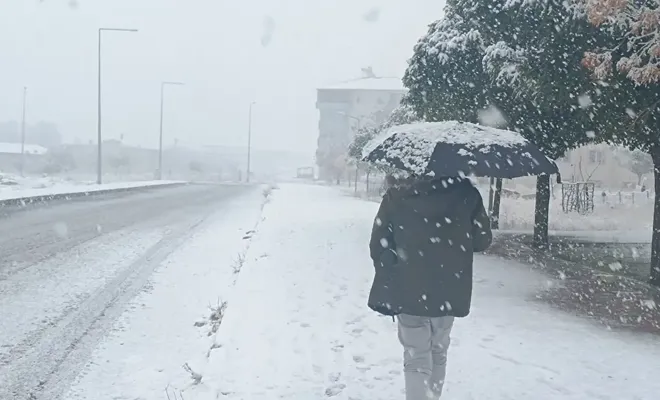 Meteoroloji'den 49 il için "Sarı" ve "Turuncu" kodlu uyarı