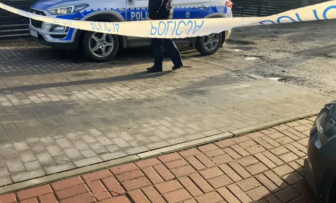 Polonya'da bir kişi anne babasını dahil 3 kişiyi yemekte öldürdü