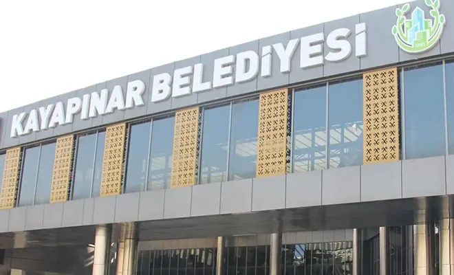 DEM Parti Kayapınar Belediye Eş Başkanı gözaltına alındı