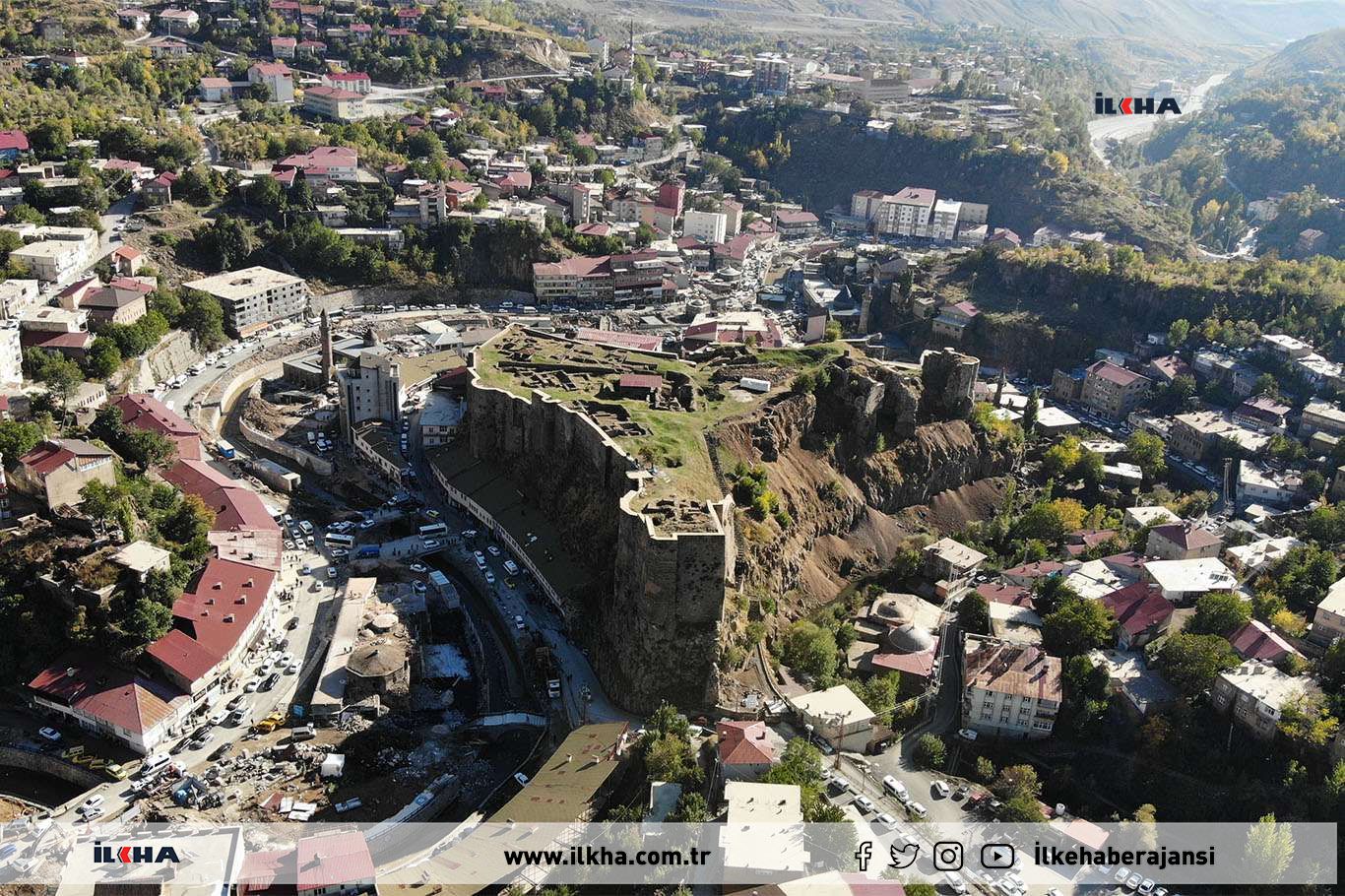 2 bin 500 yıllık Bitlis Kalesi ziyaretçilere açılıyor  