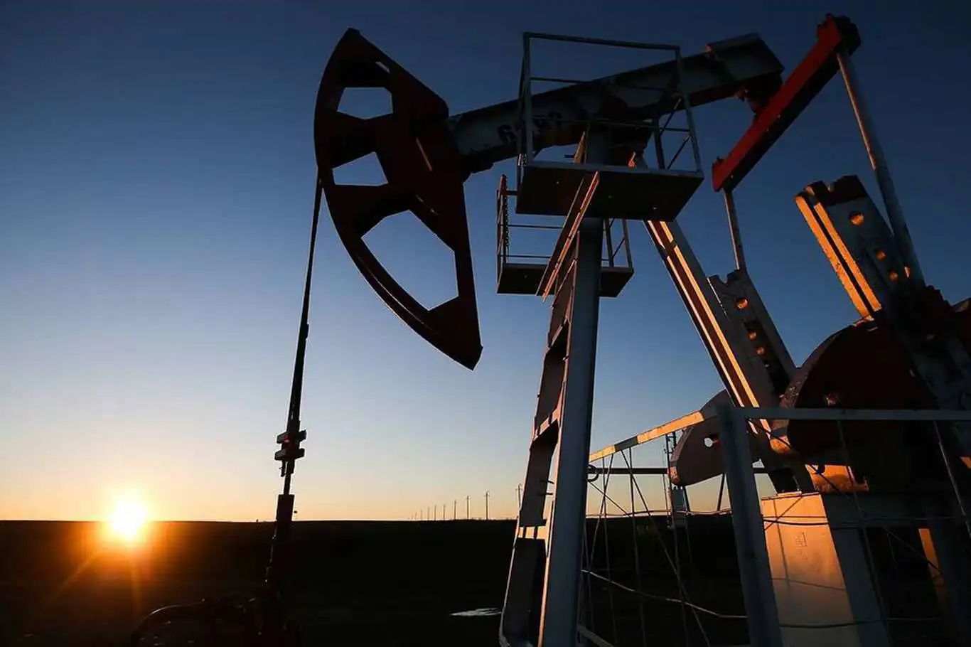 Brent petrolde hafif yükseliş: Varil fiyatı 88 dolar