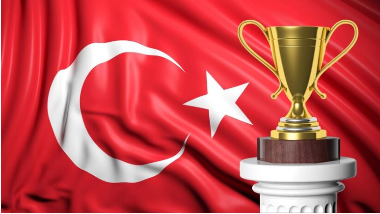 Süper Kupa maçı ne zaman? GS - FB Süper Kupası maçı hangi kanalda? 50. Türkiye Süper Kupası tarihi ne zaman?